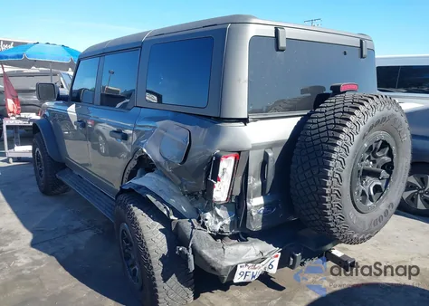 2023 Ford Bronco Wildtrak z USA, uszkodzony, nr VIN 1FMEE5DP4PLB39967